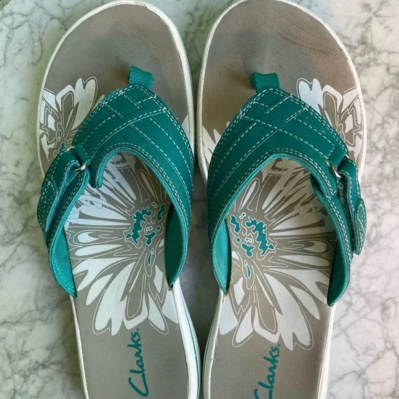 Clark’s Teal Sandals - Picture 4 of 8